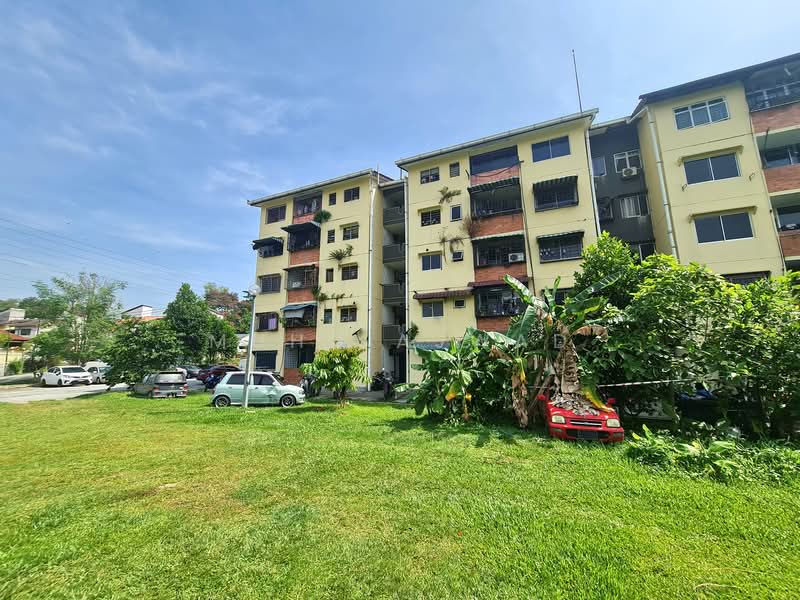 Rumah Flat untuk Dijual di Bandar Baru Bangi Seksyen 2 - Muhd Ajwad - Exterior - PropertyGuru.com.my