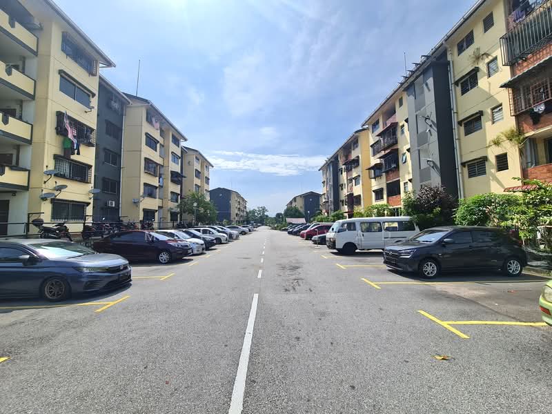 Rumah Flat untuk Dijual di Bandar Baru Bangi Seksyen 2 - Muhd Ajwad - Exterior - PropertyGuru.com.my