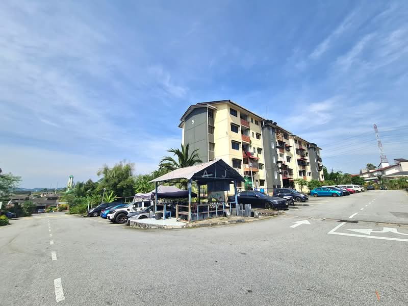 Rumah Flat untuk Dijual di Bandar Baru Bangi Seksyen 2 - Muhd Ajwad - Exterior - PropertyGuru.com.my