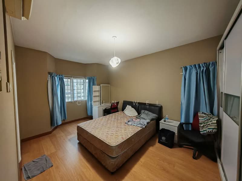 Kondominium untuk Disewa di Endah Regal Condominium - Chun Wei - Bedroom - PropertyGuru.com.my