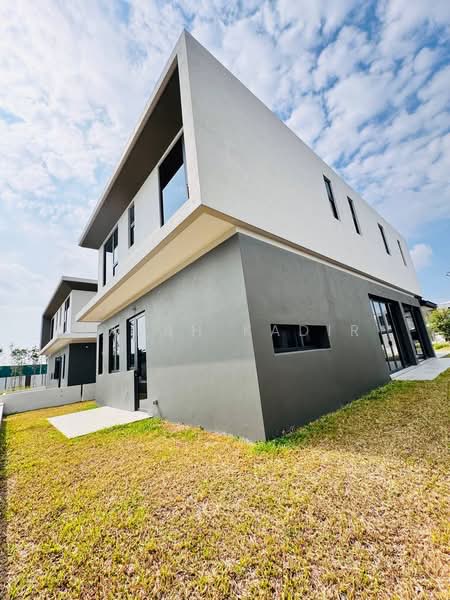 Bungalow for Sale in Bandar Gamuda Cove (Dengkil) - Najah Kadir - Exterior - PropertyGuru.com.my