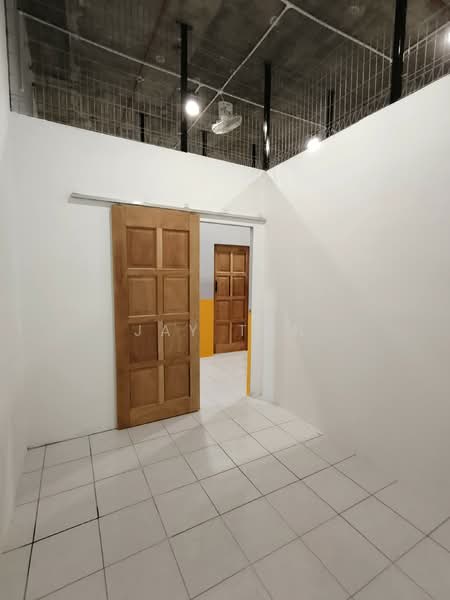 Kedai / Pejabat untuk Disewa di Kajang (Selangor) - Jay Tan - Interior - PropertyGuru.com.my