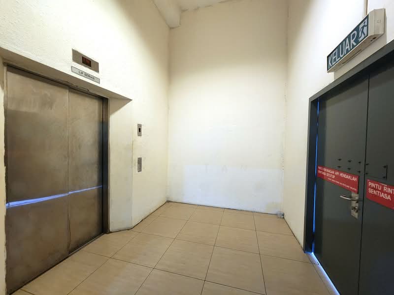Kedai / Pejabat untuk Disewa di Kajang (Selangor) - Jay Tan - Cargo Lift - PropertyGuru.com.my