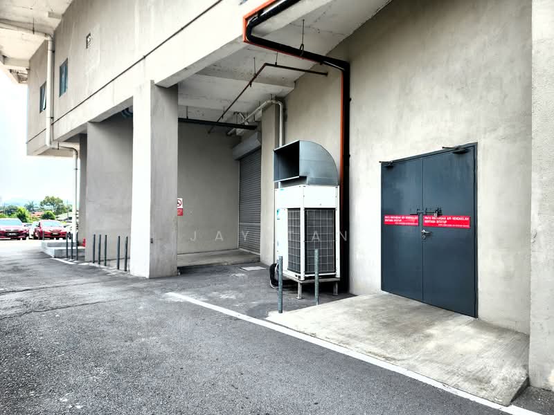 Kedai / Pejabat untuk Disewa di Kajang (Selangor) - Jay Tan - Loading Area - PropertyGuru.com.my