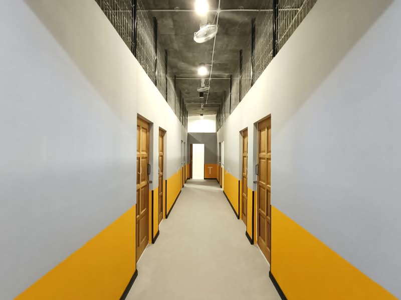 Kedai / Pejabat untuk Disewa di Kajang (Selangor) - Jay Tan - Corridor - PropertyGuru.com.my