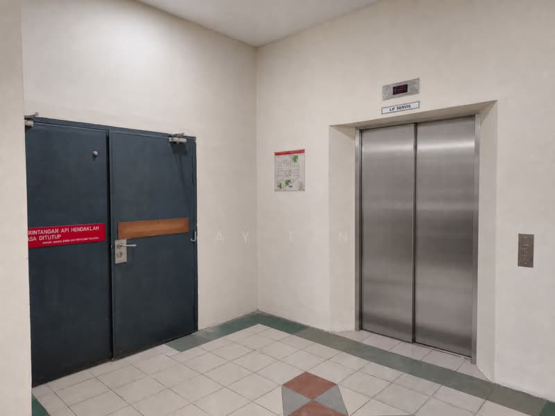 Kedai / Pejabat untuk Disewa di Kajang (Selangor) - Jay Tan - Cargo Lift - PropertyGuru.com.my