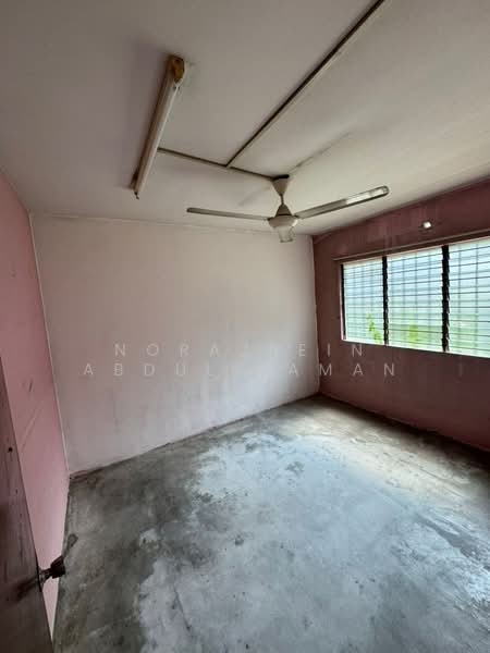 Rumah Flat untuk Dijual di Flat PKNS Section 17 Shah Alam - Norazrein Abdul Raman - Interior - PropertyGuru.com.my