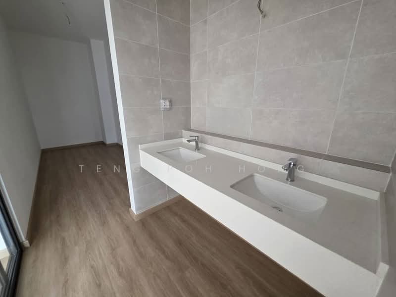 Rumah Teres 3 Tingkat untuk Disewa di BANDAR PUCHONG JAYA (Puchong) - Teng Poh Hong - Bathroom - PropertyGuru.com.my