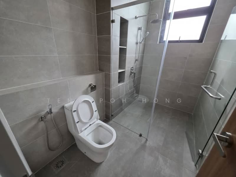 Rumah Teres 3 Tingkat untuk Disewa di BANDAR PUCHONG JAYA (Puchong) - Teng Poh Hong - Bathroom - PropertyGuru.com.my