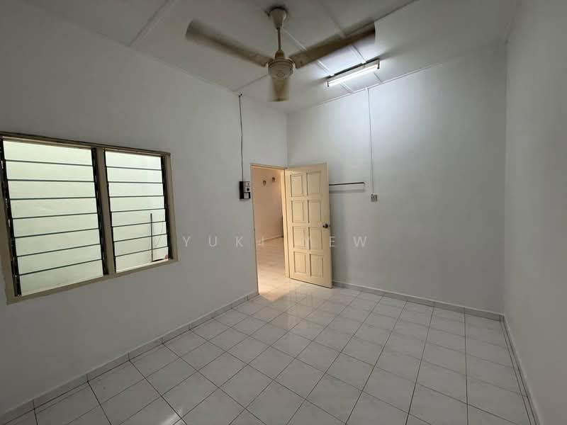 Rumah Teres 1 Tingkat untuk Dijual di Kota Tinggi (Johor) - Yuki Yew - PropertyGuru.com.my