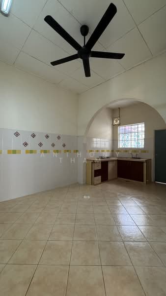 Rumah Berkembar untuk Dijual di Seremban 2 (Negeri Sembilan) - Anthony Tham - Kitchen - PropertyGuru.com.my