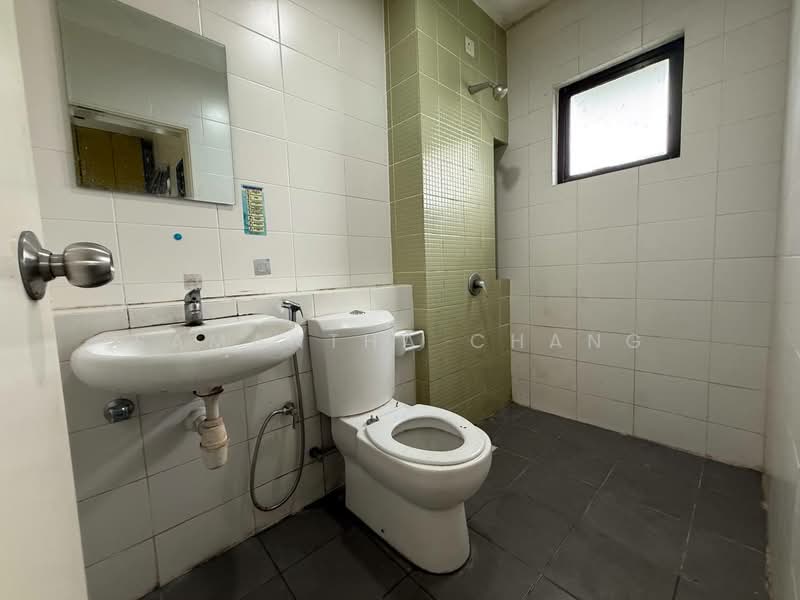 Semi-Detached House for Sale in Setia Ecohill (Semenyih) - Samantha Chang - Bathroom - PropertyGuru.com.my