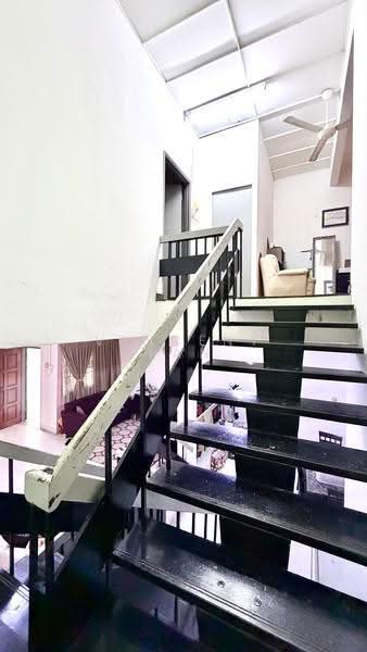 Rumah Teres 2-Tingkat untuk Dijual di Taman Tun Dr Ismail (Kuala Lumpur) - Vincent Tan - PropertyGuru.com.my