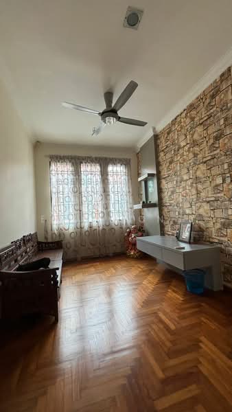 Cluster House for Sale in Taman Gaya (Ulu Tiram) - Eric Wong - PropertyGuru.com.my