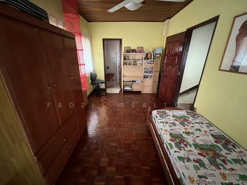 Bungalow House for Sale in Ampang Jaya (Ampang) - Fadzli Realtor - Bedroom - PropertyGuru.com.my