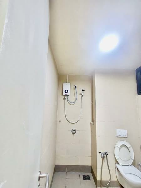 Servis Apartment untuk Disewa di Tamarind Suites - Kar Hooi - Bathroom - PropertyGuru.com.my