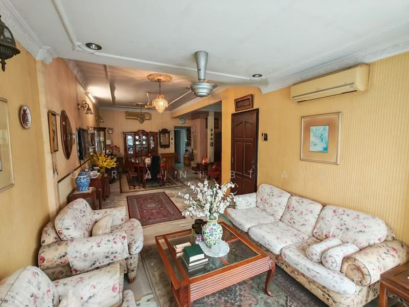 Rumah Teres 2 Tingkat untuk Dijual di Usj 4 (Subang Jaya) - Noor Aini Bt Ayob - Living Room - PropertyGuru.com.my