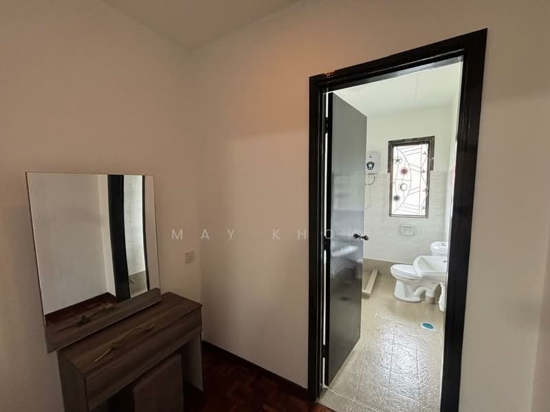 Rumah Banglo untuk Dijual di Leisure Farm (Gelang Patah) - May Khoo - Bathroom - PropertyGuru.com.my