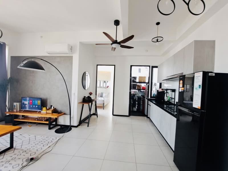 Servis Apartment untuk Dijual di Urban Suites - Kent Lai - Living Room - PropertyGuru.com.my
