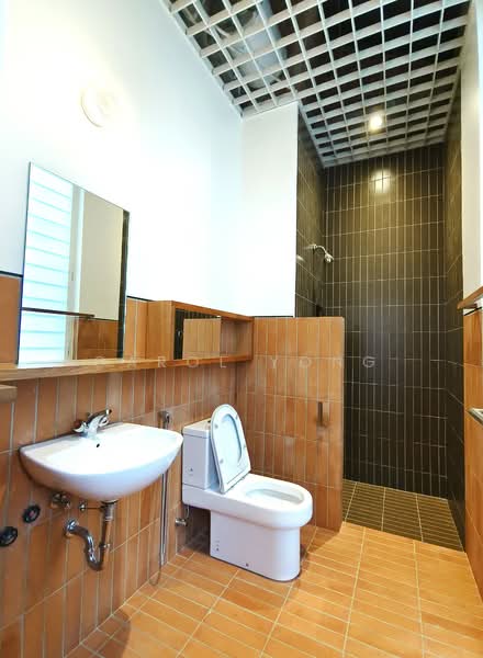 Bungalow for Sale in Bukit Damansara (Damansara Heights) - Carol Yong - Bathroom - PropertyGuru.com.my
