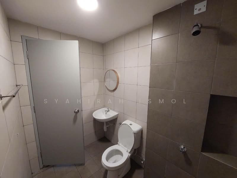Kondominium untuk Disewa di Vista OUG @ Platinum OUG Residence - Syahirah Ismol - Bathroom - PropertyGuru.com.my