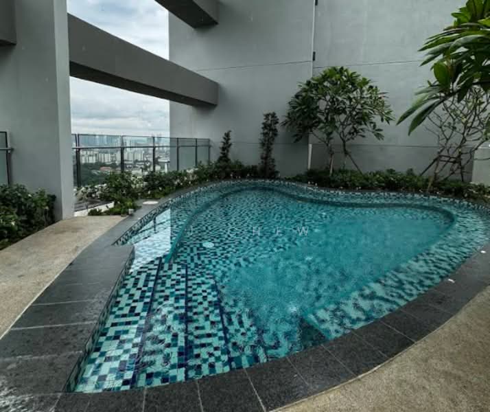 Kondominium untuk Dijual di 9 Seputeh - JJ Chew - Pool - PropertyGuru.com.my