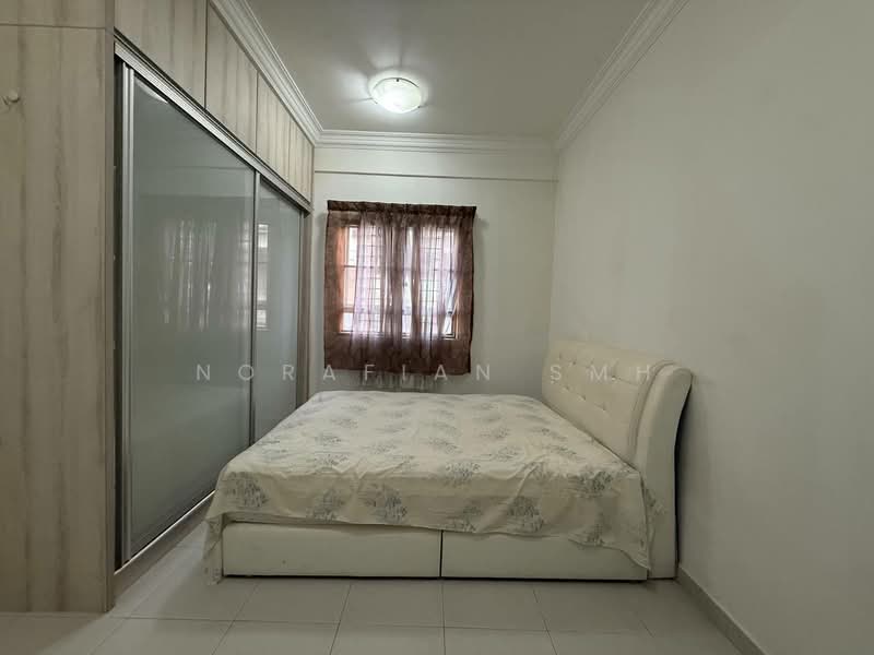 Condominium for Sale at Suria Jelatek - Norafian SMH - Bedroom - PropertyGuru.com.my
