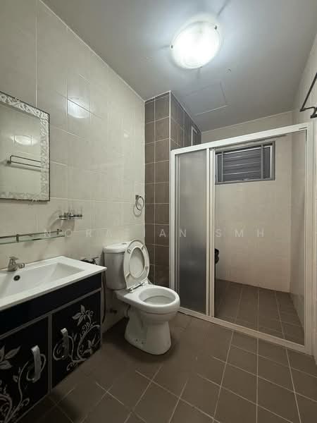 Condominium for Sale at Suria Jelatek - Norafian SMH - Bathroom - PropertyGuru.com.my
