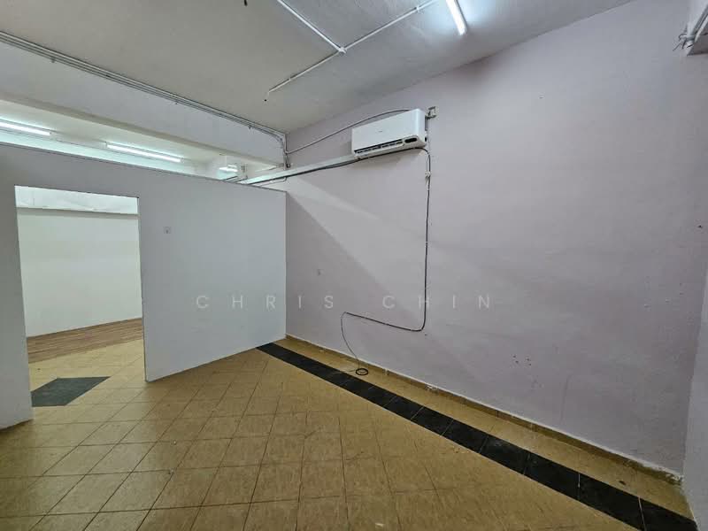 Shop for Rent in Taman Desa Jaya (Johor Bahru) - Chris Chin - Interior - PropertyGuru.com.my