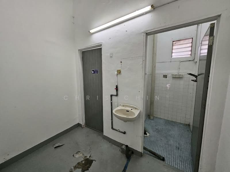 Shop for Rent in Taman Desa Jaya (Johor Bahru) - Chris Chin - PropertyGuru.com.my