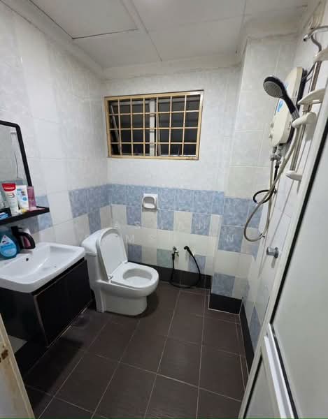 Condominium for Rent at Elaeis 2 - Asman Samsudin - Bathroom - PropertyGuru.com.my