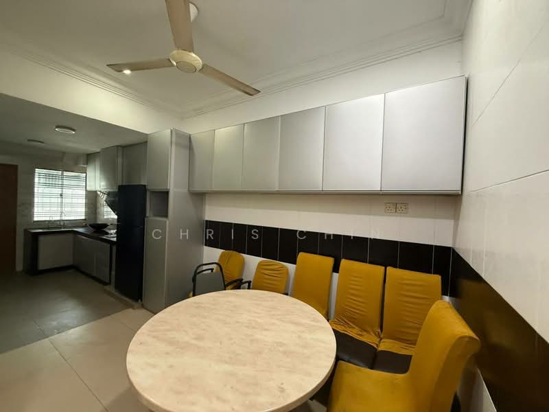 Rumah Teres untuk Disewa di Taman Johor Jaya (Johor Bahru) - Chris Chin - Kitchen - PropertyGuru.com.my