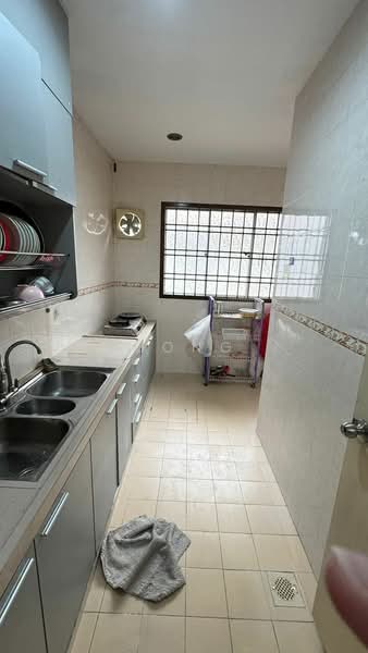 2-storey Terraced House for Sale in Taman Setia Indah (Tebrau) - Yucong . - Kitchen - PropertyGuru.com.my