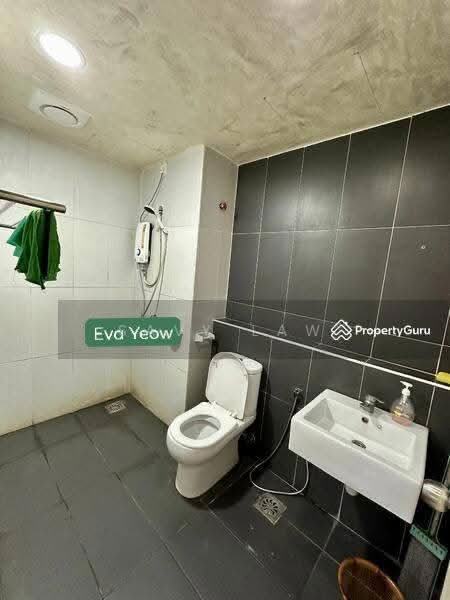 Servis Apartment untuk Dijual di The Garden Residences - Savy Law - Bathroom - PropertyGuru.com.my