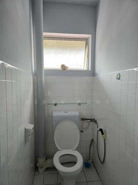 Pangsapuri untuk Dijual di Taman Megah Cheras Apartment - Megan Wong - Bathroom - PropertyGuru.com.my