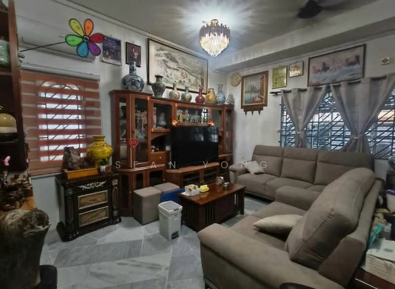 Semi-Detached House for Sale in Rawang (Selangor) - Sean Yong - Living Room - PropertyGuru.com.my