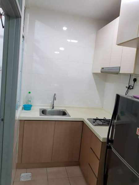 Service Residence for Rent at Pangsapuri Tanah Emas (Golden Sands) - Daphne Lee - Kitchen - PropertyGuru.com.my