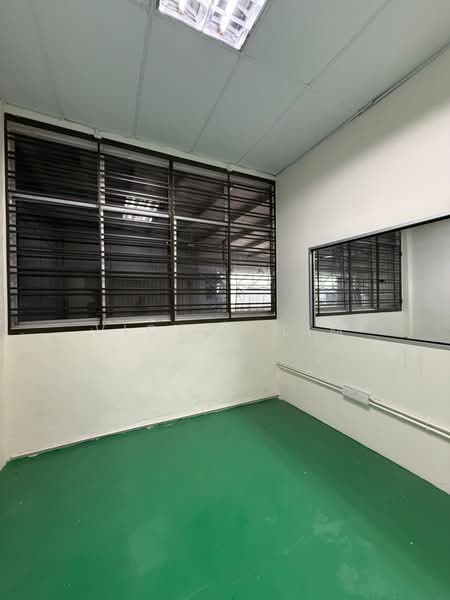 Kilang untuk Disewa di Taman Perindustrian Desa Plentong (Masai) - Victor Lim - PropertyGuru.com.my