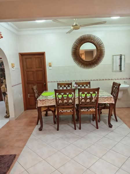 Rumah Teres 2 Tingkat untuk Dijual di Petaling Jaya (Selangor) - Melvyn Pinto - Dining Room - PropertyGuru.com.my