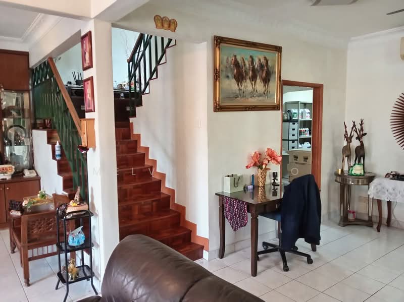 Rumah Teres 2 Tingkat untuk Dijual di Petaling Jaya (Selangor) - Melvyn Pinto - Living Room - PropertyGuru.com.my