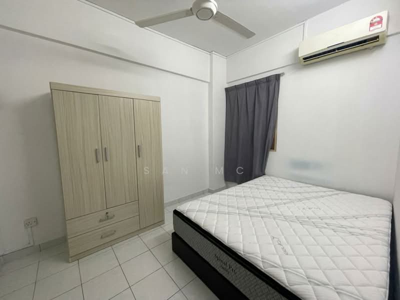 Pangsapuri untuk Disewa di Sri Dahlia - San MC - Bedroom - PropertyGuru.com.my