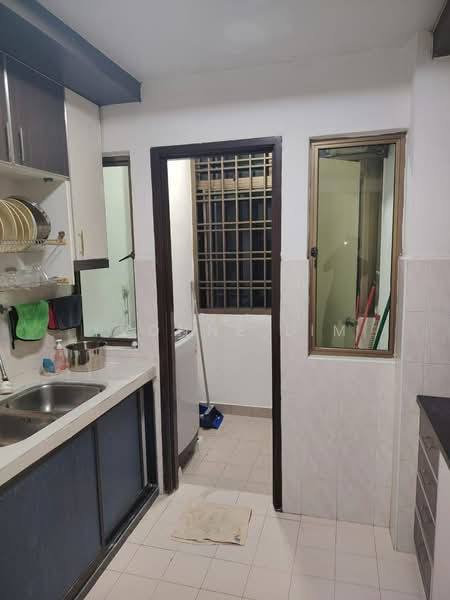 Apartment for Sale at Danga View Apartment - Yvonne Lim - Kitchen - PropertyGuru.com.my
