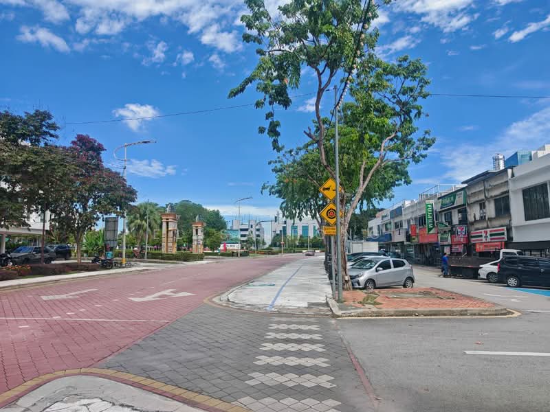 Kedai / Pejabat untuk Dijual di Petaling Jaya (Selangor) - Elisa Fong - Exterior - PropertyGuru.com.my