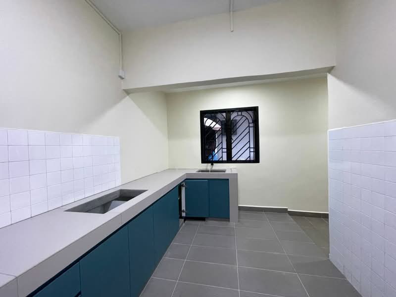 Rumah Teres 2 Tingkat untuk Disewa di Taman Daya (Kepong) - Amy Yap - Kitchen - PropertyGuru.com.my