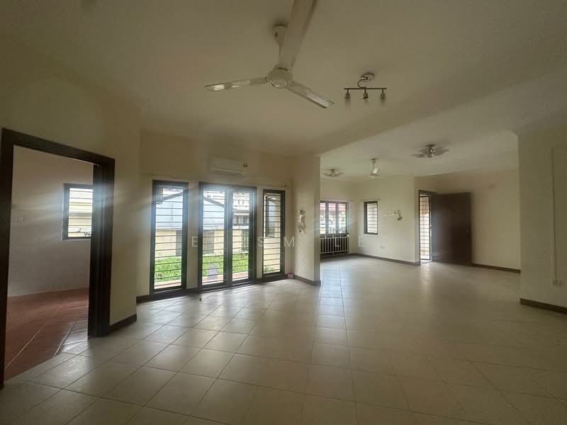 Semi-Detached House for Sale in Alam Damai (Cheras) - Mei SM Lee - Damai Kasih, Cheras Living Room - PropertyGuru.com.my