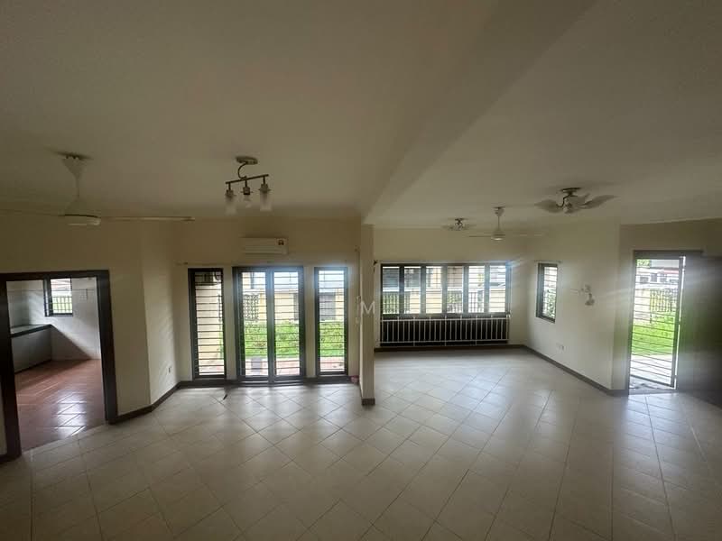 Semi-Detached House for Sale in Alam Damai (Cheras) - Mei SM Lee - Damai Kasih, Cheras Living Room - PropertyGuru.com.my