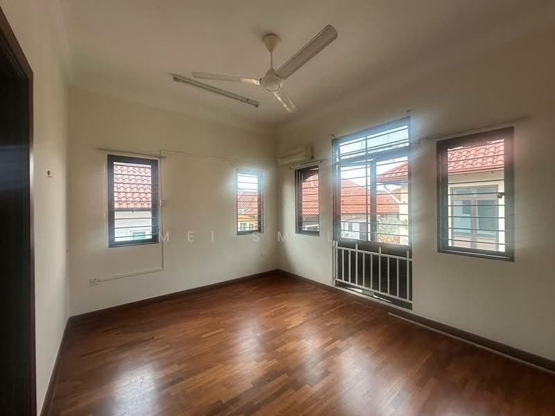 Semi-Detached House for Sale in Alam Damai (Cheras) - Mei SM Lee - Damai Kasih, Cheras Bedroom - PropertyGuru.com.my