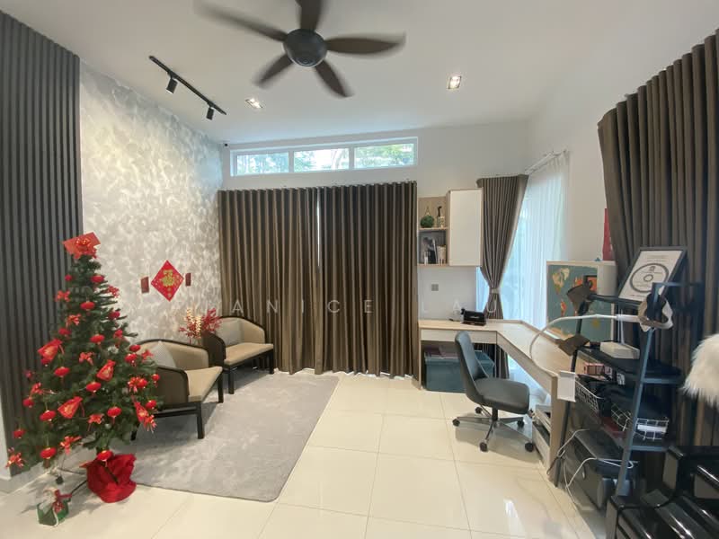 3-storey Terraced House for Sale in Bandar Rinching (Semenyih) - Janice Lau - Study - PropertyGuru.com.my