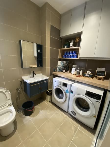 3-storey Terraced House for Sale in Bandar Rinching (Semenyih) - Janice Lau - Bathroom - PropertyGuru.com.my