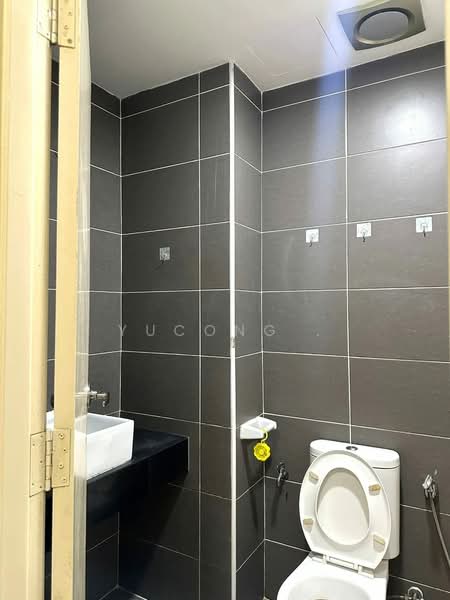 Servis Apartment untuk Dijual di KSL Residence @ Daya - Yucong . - Bathroom - PropertyGuru.com.my